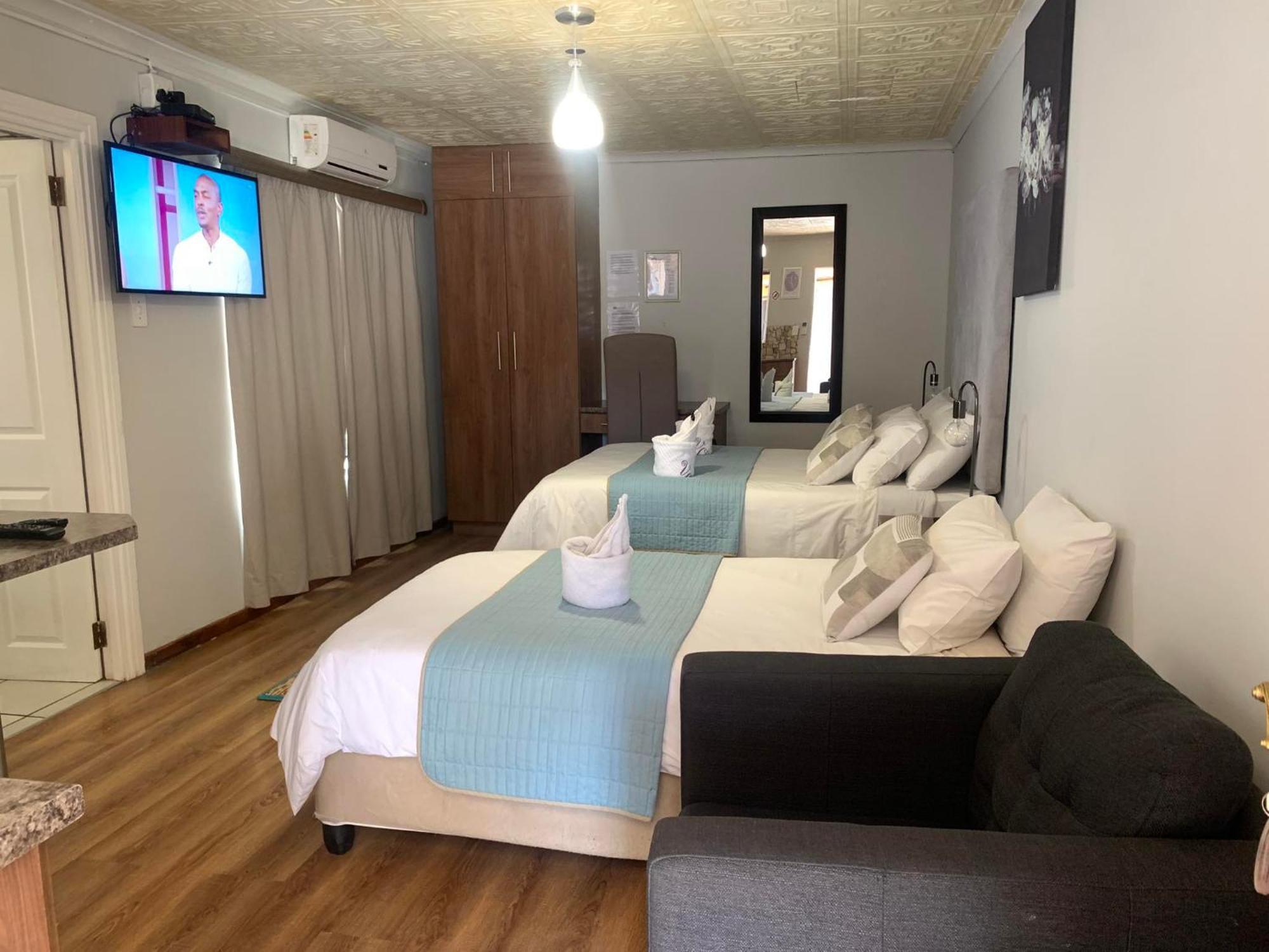 Victoria Oaks Guesthouse Victoria West Bagian luar foto