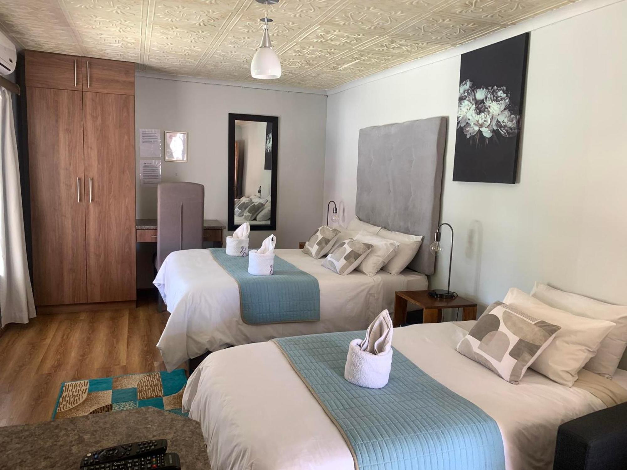Victoria Oaks Guesthouse Victoria West Bagian luar foto