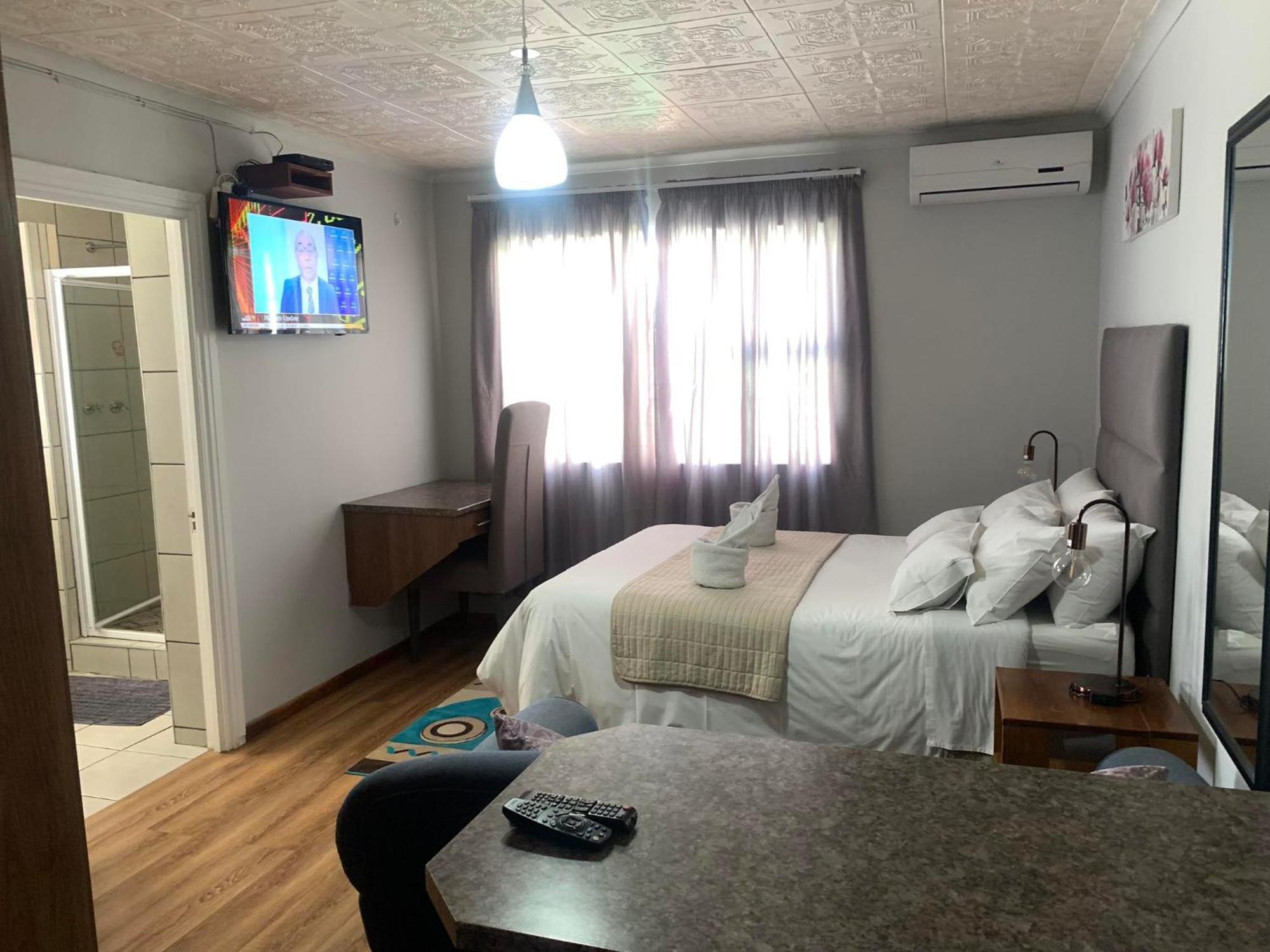 Victoria Oaks Guesthouse Victoria West Bagian luar foto