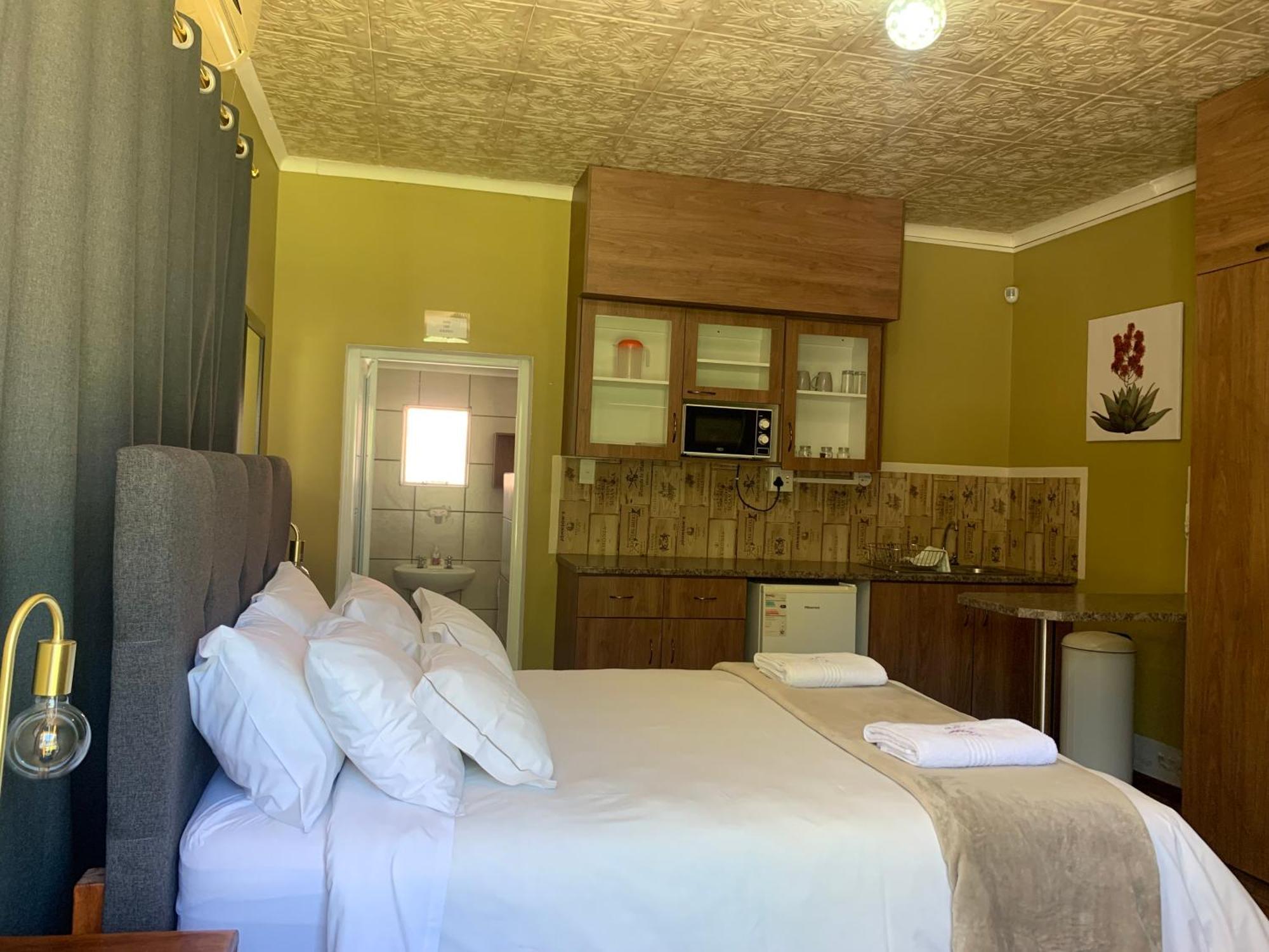 Victoria Oaks Guesthouse Victoria West Bagian luar foto