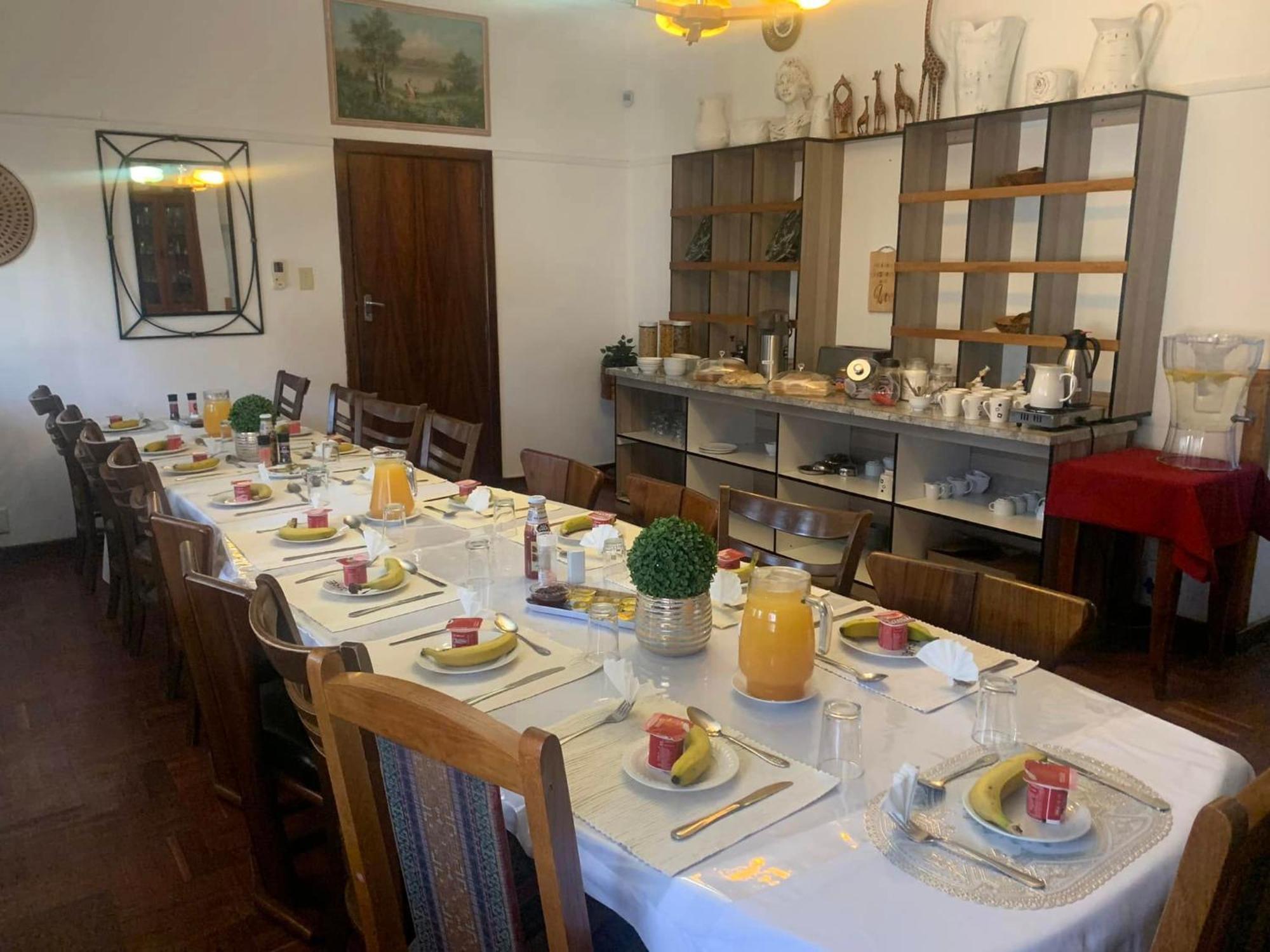 Victoria Oaks Guesthouse Victoria West Bagian luar foto